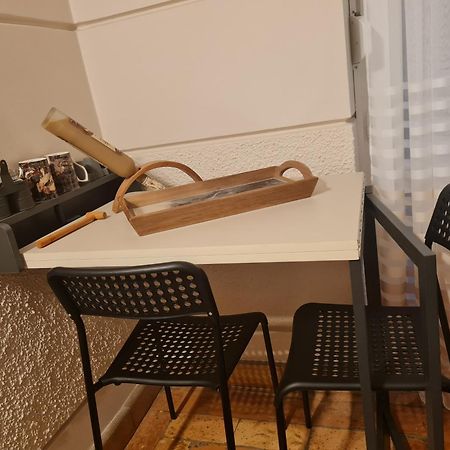 Garden Center Apartment Novi Sad Kamer foto