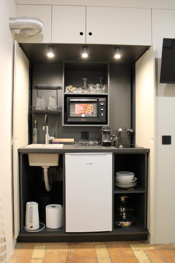 Garden Center Apartment Novi Sad Buitenkant foto