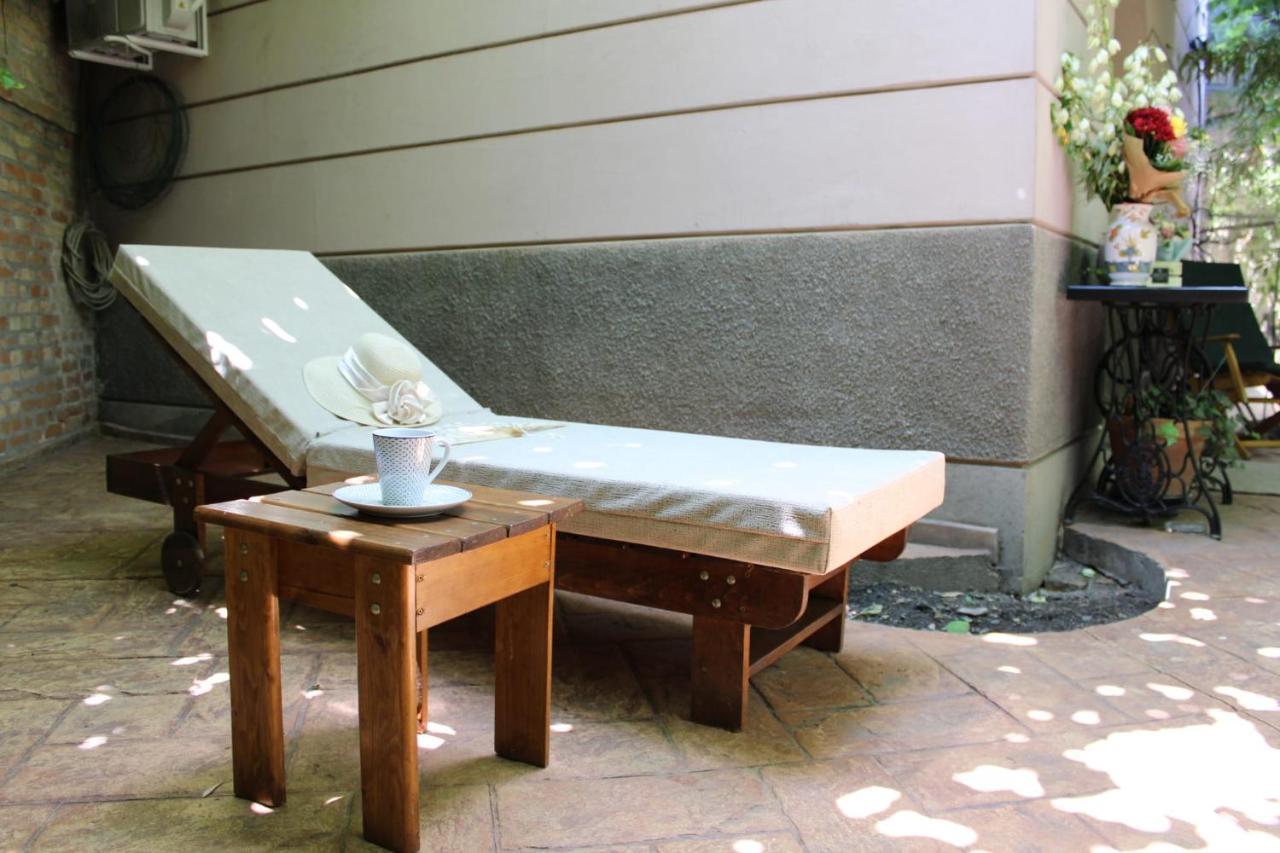 Garden Center Apartment Novi Sad Buitenkant foto
