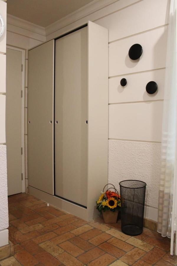 Garden Center Apartment Novi Sad Buitenkant foto